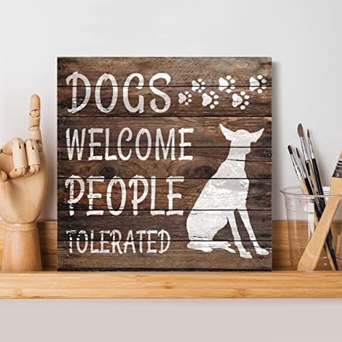 Дрвени знаци кучиња ги поздравуваат луѓето толерирани дрвени плакети Дахшунд куче христијански домашен wallид декор куче мама подарок