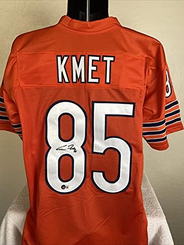 Кол Кмет потпиша автограмиран дрес на NFL Chicago Bears со автентикација на Бекет