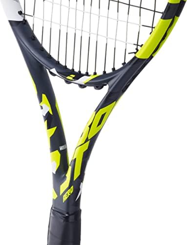 Babolat Boost Aero Tennis Racquet, натопена со бел црево на Babolat Syn на затегнување на средниот опсег