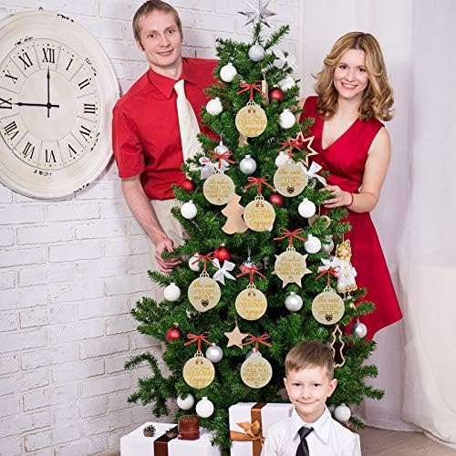 Willbond 3 парчиња Први Божиќни украси Дрвени свадбени украси 2020 Нашите први Божиќни ангажирани дрвени украси со пандел