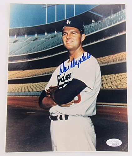 Don Drysdale потпиша автоматски автограм 8x10 Photo JSA AI29322 - Автограмирани фотографии од MLB