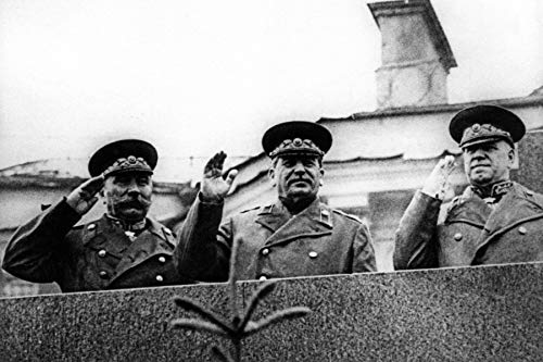 45-Годишнина. Победа На Советскиот Народ Над Нацистичката Монета Од 1 Рубља Со Маршалот Георги Икуков. Генерал на главниот Сталин ВО WW2.