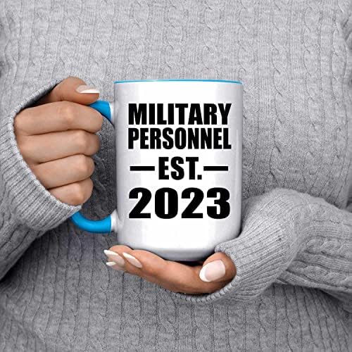 DesignSify Воен персонал основан EST. 2023 година, 15oz акцент кафе кригла сина керамичка чај со рачка, подароци за роденденски годишнини Божиќ
