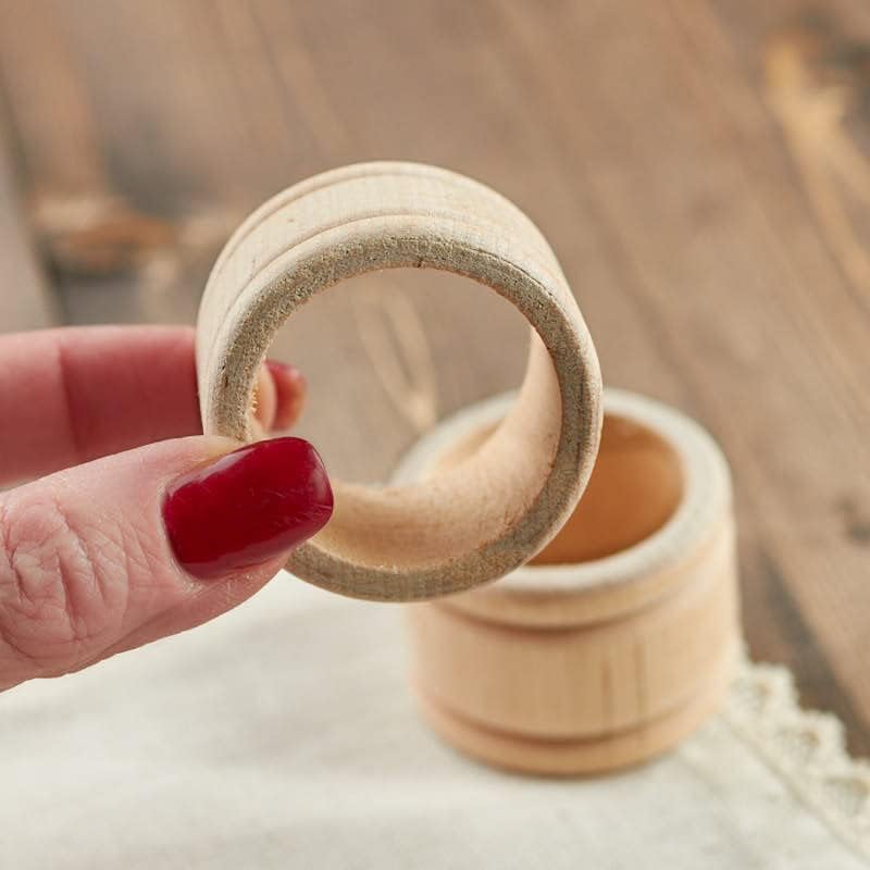 Фабрички директен занаетчиски сет од 12 недовршени прстени од дрвени салфетки | Ringsвони од салфетка од природно дрво за занаети