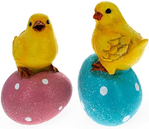 Најдоброто сет од 2 пилиња на велигденските јајца фигурини 3,8 инчи