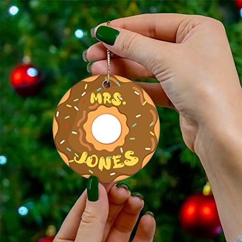 Божиќни украси за чувари на прилагодено име на крофни керамички украси подароци украси Смешно новогодишно дрво виси украси сувенири за празници