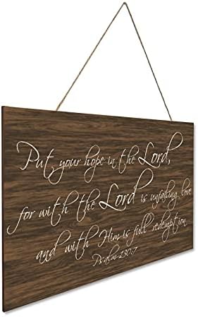 Рустикална дрвена плакета знак Псалм 130: 7 Ставете ја вашата надеж во Господ, зашто со Господ е непостојана loveубов и со него