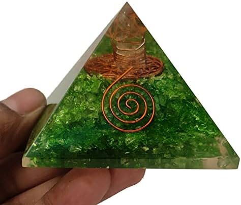 Sharvgun Orgonite Pyramid Peridot Gemstone Flower of Life Orgone Pyramid Негативна заштита на енергија 65-70 mm, Etra голема пирамида со 4 кристали за заздравување, балансирање на чакра, подарок за реики