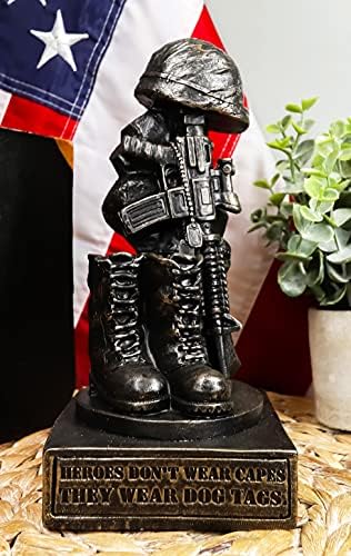 Еброс Американска гордост Патриотски паднат војник Свечена меморијална статуа 8 Висока воена пушка чизми чизми за кучиња ознака за кучиња, скулптура
