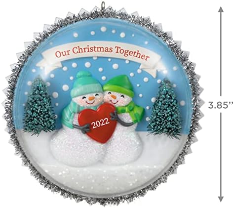 Hallmark Keepsake Christmas Ornament 2022 година, Нашиот Божиќ заедно снежни луѓе