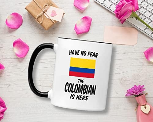 Подароци од Колумбија на Каситика. Не плашете се од кригла со кафе во Колумбија. Новости чаши со знаме за горд сопруг или жена.
