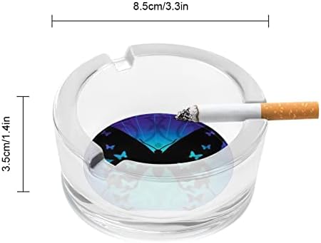 Пеперутка цигара стакло од пепелници околу држачот за пушење на пепел