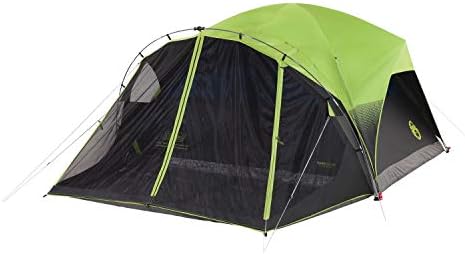 Колман Карлсбад Темна просторија за кампување со шатори со прикажан трем, шатори од 4/6 лица блокови 90% од сончева светлина и се чува