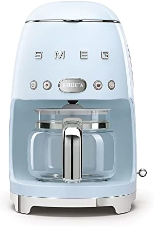 SMEG DCF02PBUK Кафе машина за капење, режим за автоматско стартување, филтер за повторна употреба, дигитален дисплеј, систем за анти-двојки,